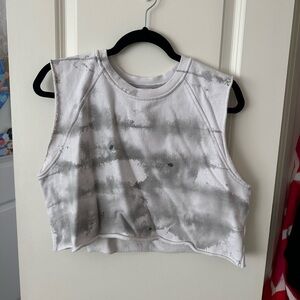Gray Tie-Dye koch Top